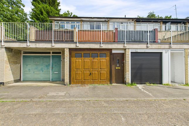 Sanctuary Close, Uxbridge UB9 4 bed terraced house for sale