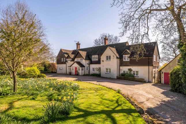 Pastens Road, Limpsfield, Surrey, RH8 6 bed detached house for sale