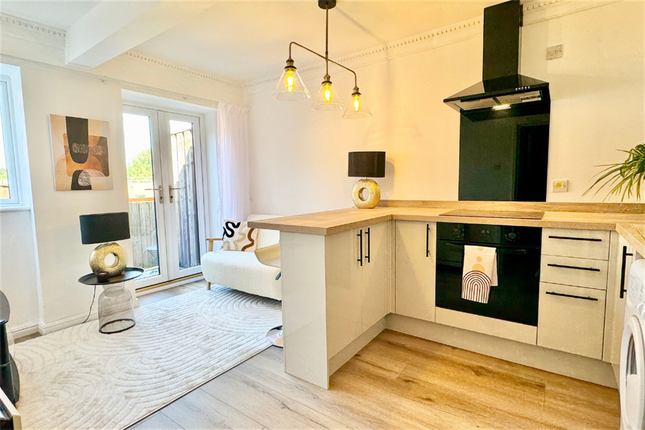 The Victor, Leen Court, NG7 2HY 1 bed apartment for sale