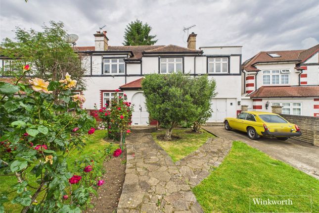 5 bedroom semi-detached house for sale