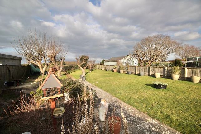 Alverstone Road, East Cowes 3 bed detached bungalow for sale