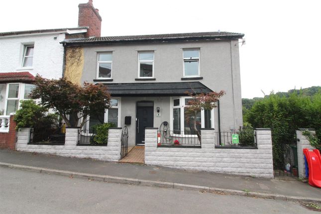 Windsor Avenue, Newbridge NP11 3 bed end of terrace house for sale