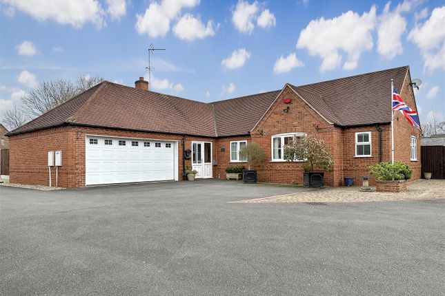 Church Lane, Balderton, Newark 3 bed detached bungalow for sale