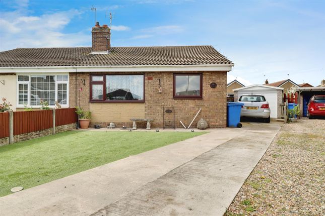 2 bedroom semi-detached bungalow for sale
