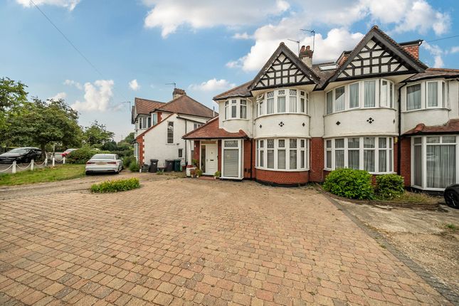 Holmwood Grove, London, NW7 3 bed semi