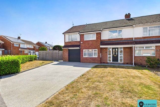4 bedroom semi-detached house for sale