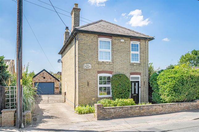 Collins Hill, Fordham CB7 3 bed detached house for sale