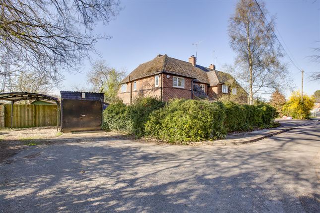 Sibleys Rise, South Heath HP16 3 bed semi