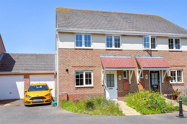 Wood Hill Way, Bognor Regis, West Sussex 3 bed semi