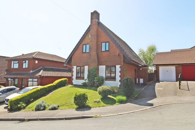 Tonyrefail, Porth CF39 4 bed detached house for sale