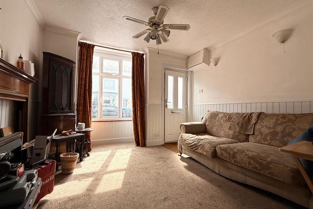 Regent Street, Whitstable, Kent 3 bed terraced house for sale