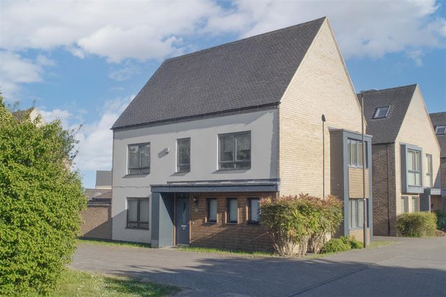 4 bed detached house