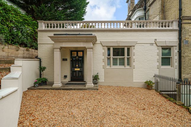 Hungershall Park, Tunbridge Wells, TN4 3 bed semi