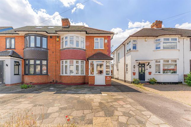 Meadway, Enfield 3 bed house for sale