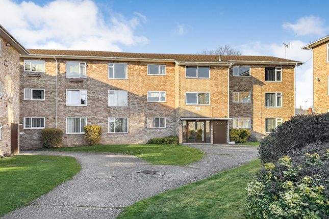 Burghfield Road, Reading, RG30 2 bed flat for sale