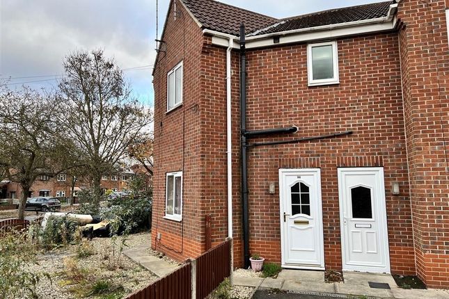 Elizabeth Drive, Castleford 2 bed apartment for sale