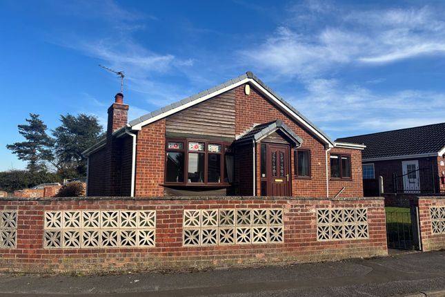 2 bedroom detached bungalow for sale