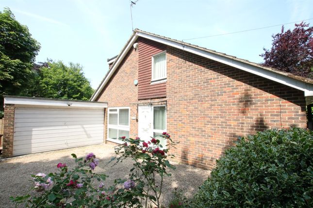 ERMYN WAY, LEATHERHEAD, KT22 4 bed detached house for sale