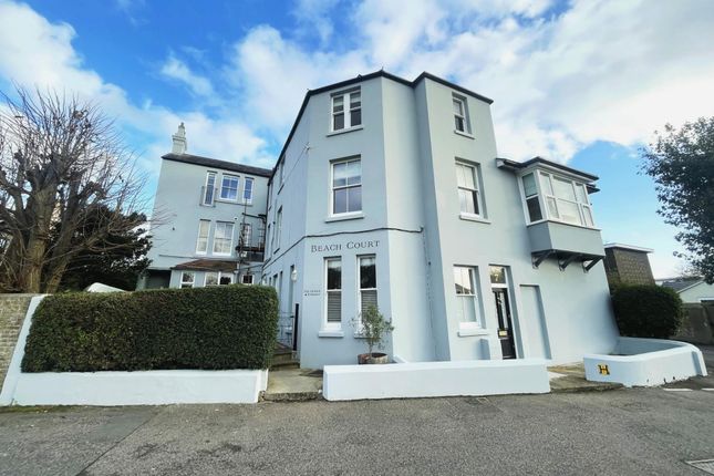 The Beach, Walmer, CT14 2 bed flat for sale