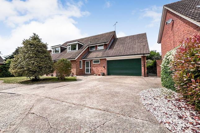Orkney Close, Calcot, Reading, RG31 7 bed detached house for sale