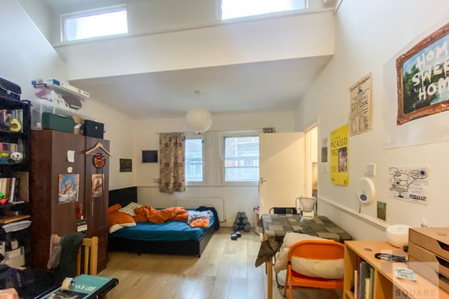 Holloway Road, Holloway, London, N7 Studio for sale