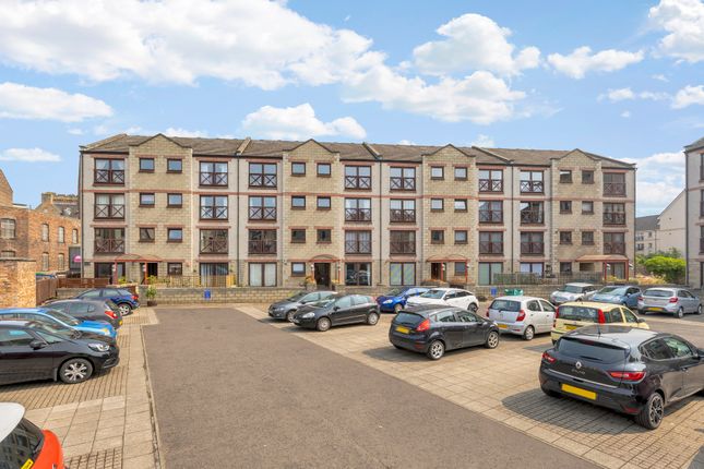 1 bedroom ground floor flat for sale