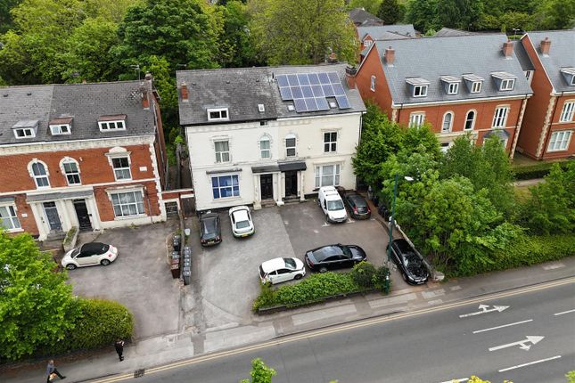 8 bedroom semi-detached house for sale