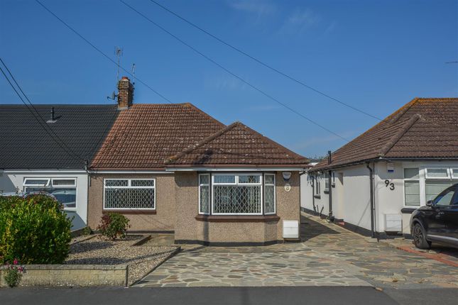 Thorndon Avenue, West Horndon, Brentwood 3 bed bungalow for sale