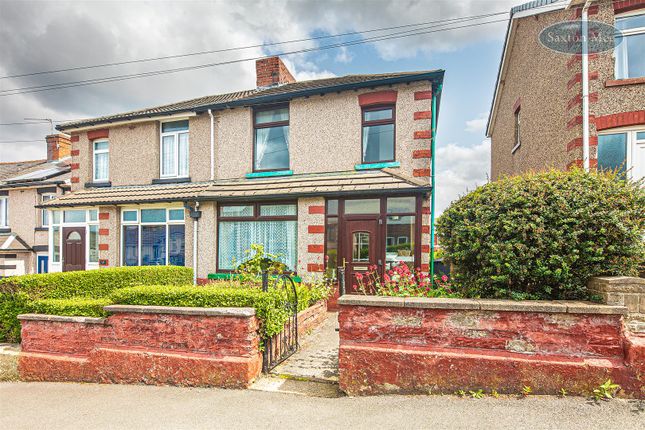 Oaks Avenue, Stocksbridge, Sheffield 3 bed semi