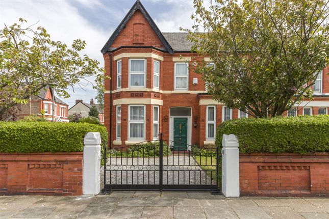 College Avenue, Crosby, Liverpool 3 bed detached house for sale