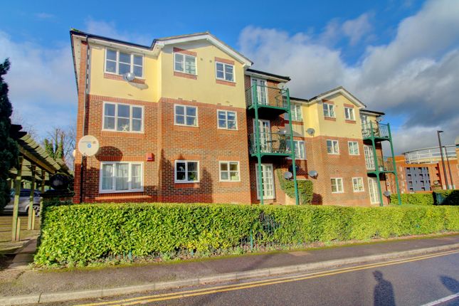 Alexandra Park, High Wycombe HP11 2 bed apartment for sale