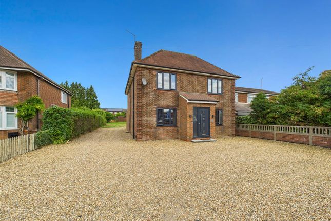 Bicester Road, Aylesbury HP19 4 bed detached house for sale