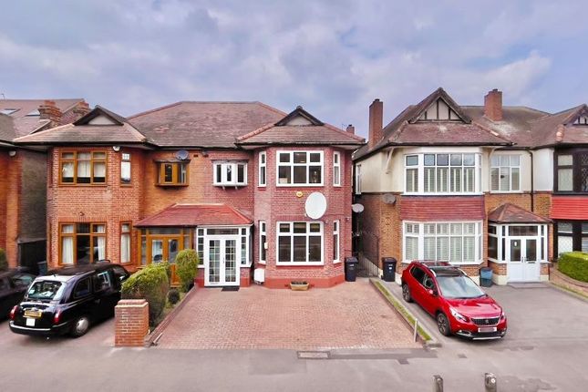 4 bedroom semi-detached house for sale