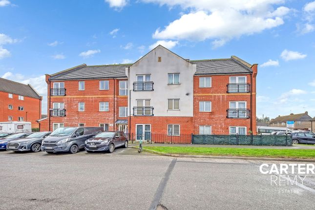 King Edward Road, Basildon, SS15 2 bed apartment for sale