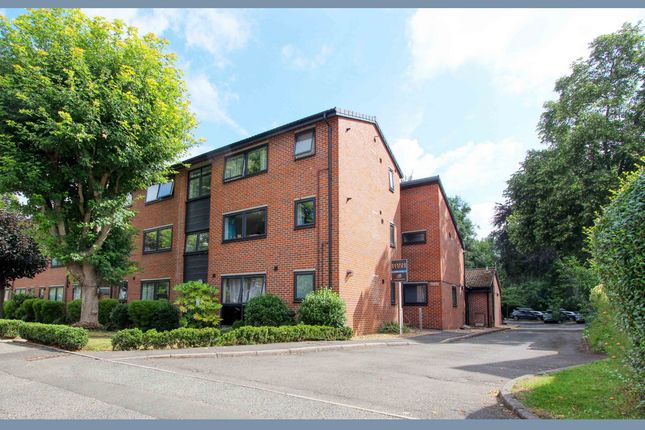 Ray Park Avenue, Maidenhead, SL6 1 bed apartment for sale