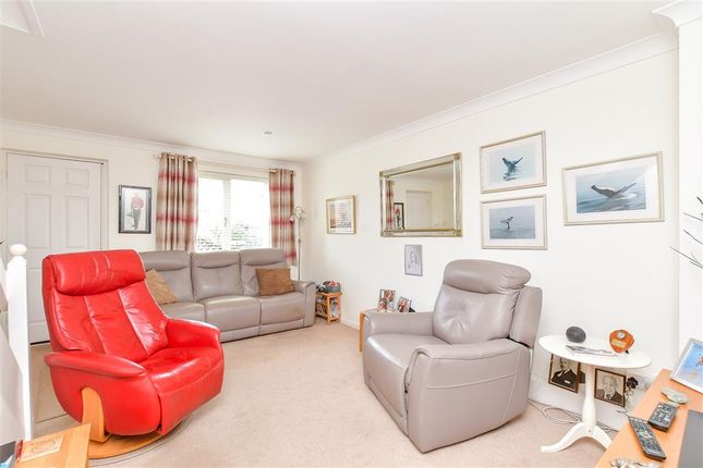 3 bed semi-detached house