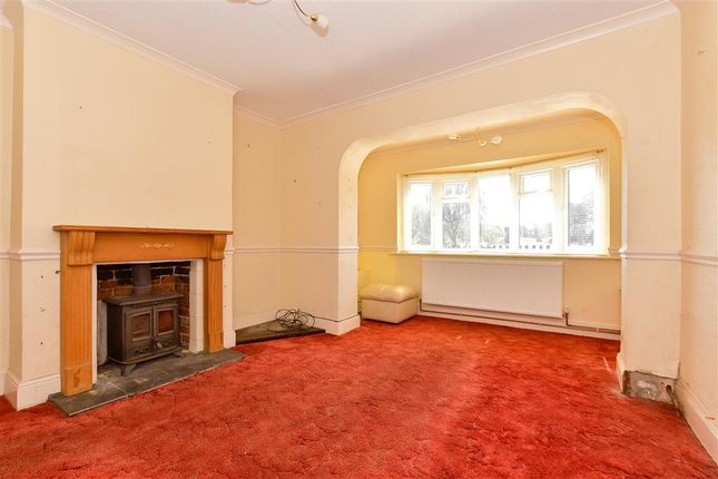 Green Lane, Shanklin, Isle of Wight 3 bed semi