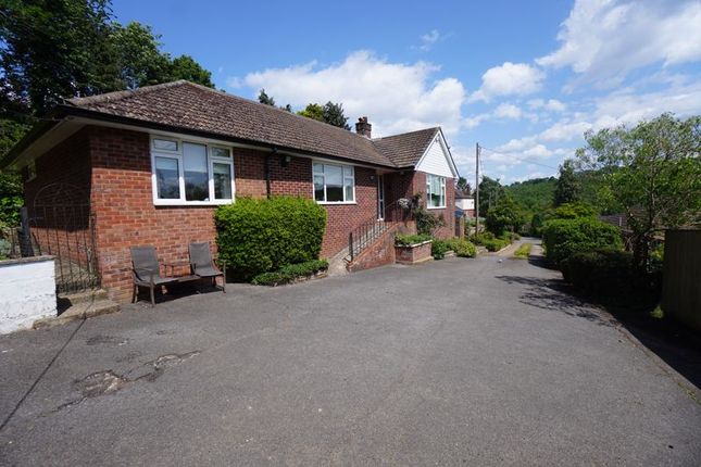 Pinewood Road, High Wycombe HP12 3 bed bungalow for sale