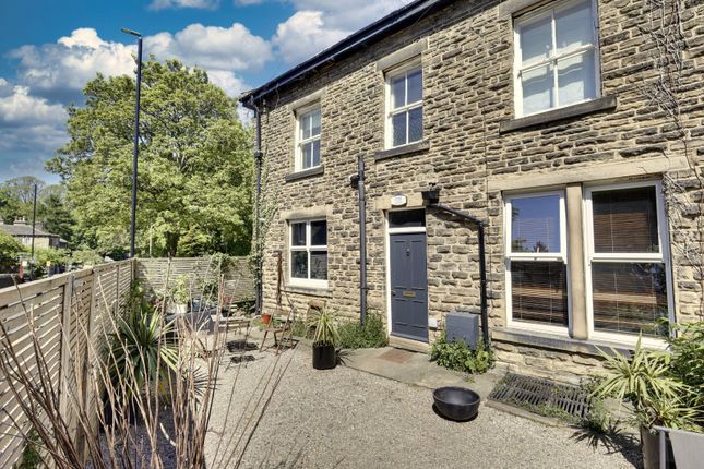 Town Gate, Calverley, Pudsey, West... 2 bed flat for sale