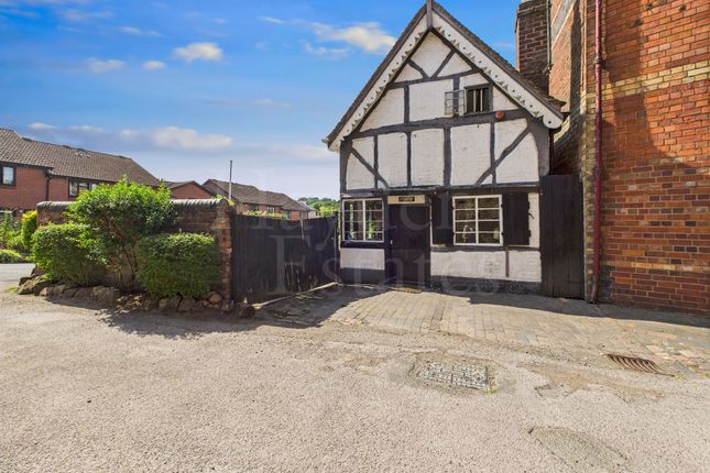 Westbourne Street, Bewdley, DY12 1BS 2 bed semi