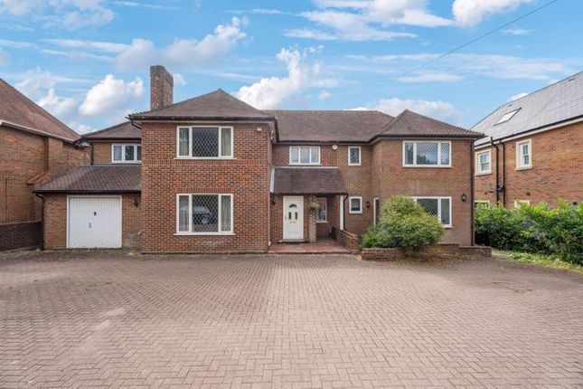 6 bedroom detached house for sale