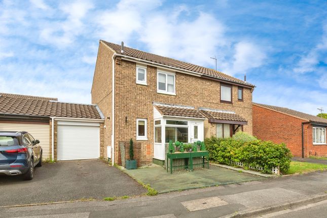 2 bedroom semi-detached house for sale