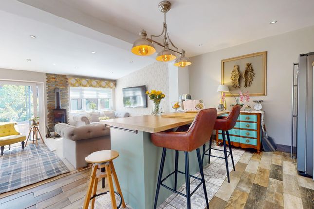 Charlton Grove, sunderland, SR6 7QR 3 bed semi
