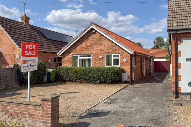 Hawton Lane, Balderton NG24 3 bed detached bungalow for sale