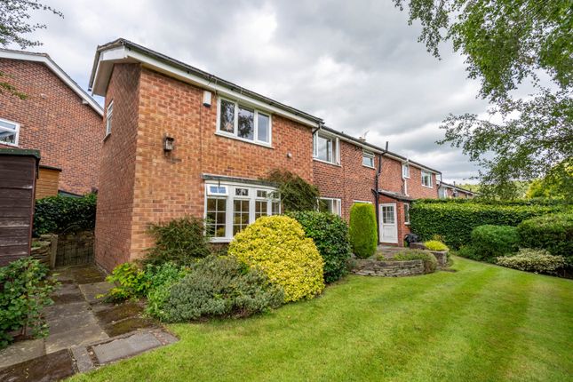 Catterwood Drive, Compstall... 4 bed semi