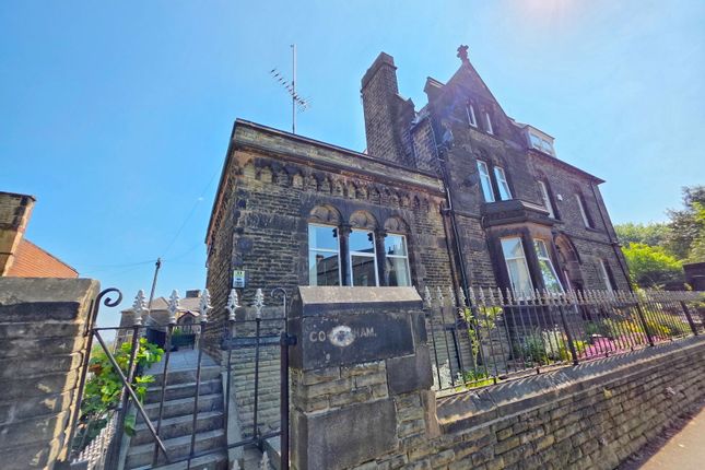 5 bedroom semi-detached house for sale