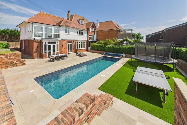Cliff Promenade, Broadstairs, CT10 4 bed semi