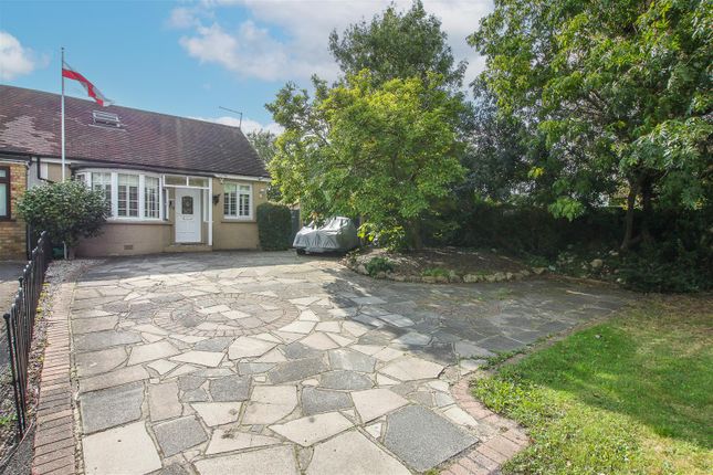 Chelmsford Road, Shenfield, Brentwood 3 bed semi
