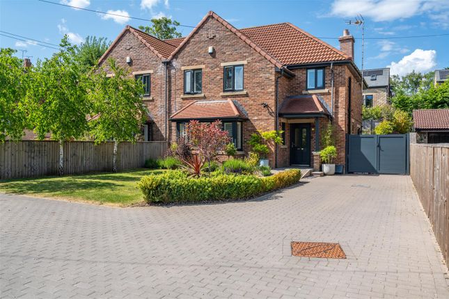 5 bedroom semi-detached house for sale