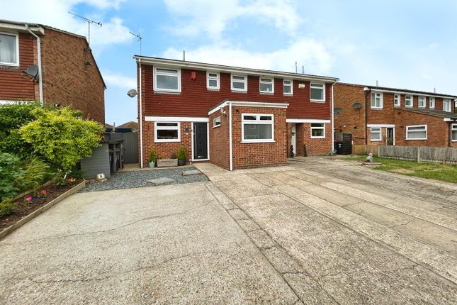 4 bedroom semi-detached house for sale
